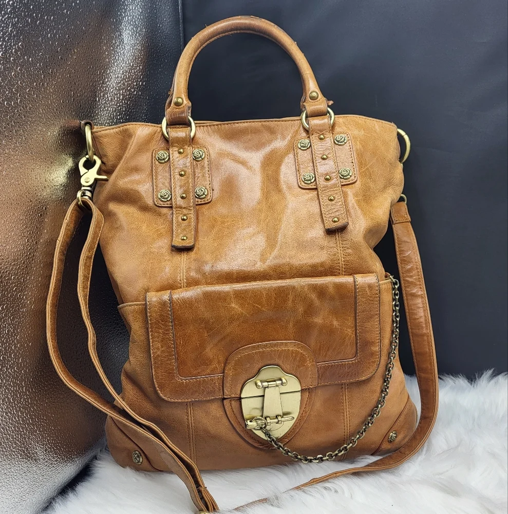 Rough Roses Leather bag - Picture 1 of 8
